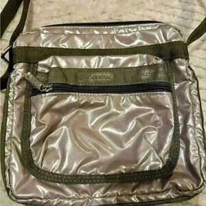 Le sportsac crossbody purse